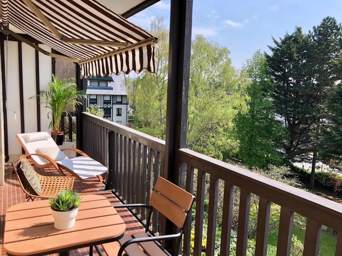 Beau Studio Terrasse Vue Jardin - A 2 Pas De La Mer Довиль Экстерьер фото