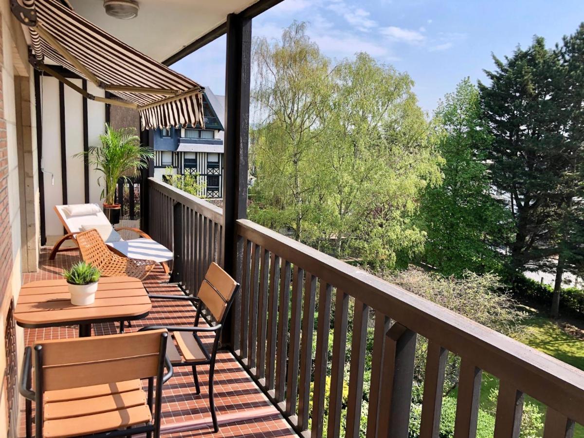 Beau Studio Terrasse Vue Jardin - A 2 Pas De La Mer Довиль Экстерьер фото